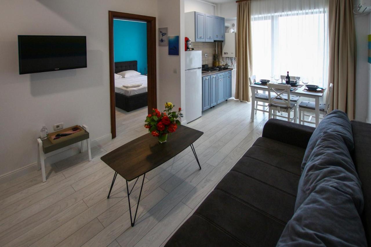 Fratelli Apartments Summerland Mamaia Exterior photo